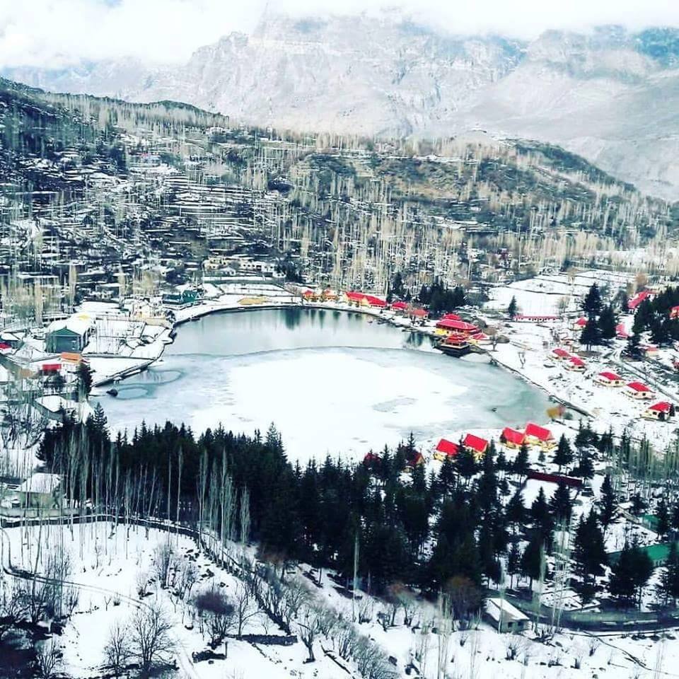 Lower Kachura Lake Skardu in Winter