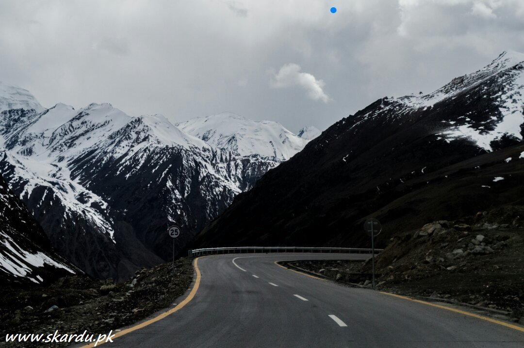 Karakoram Highway Gilgit Baltistan