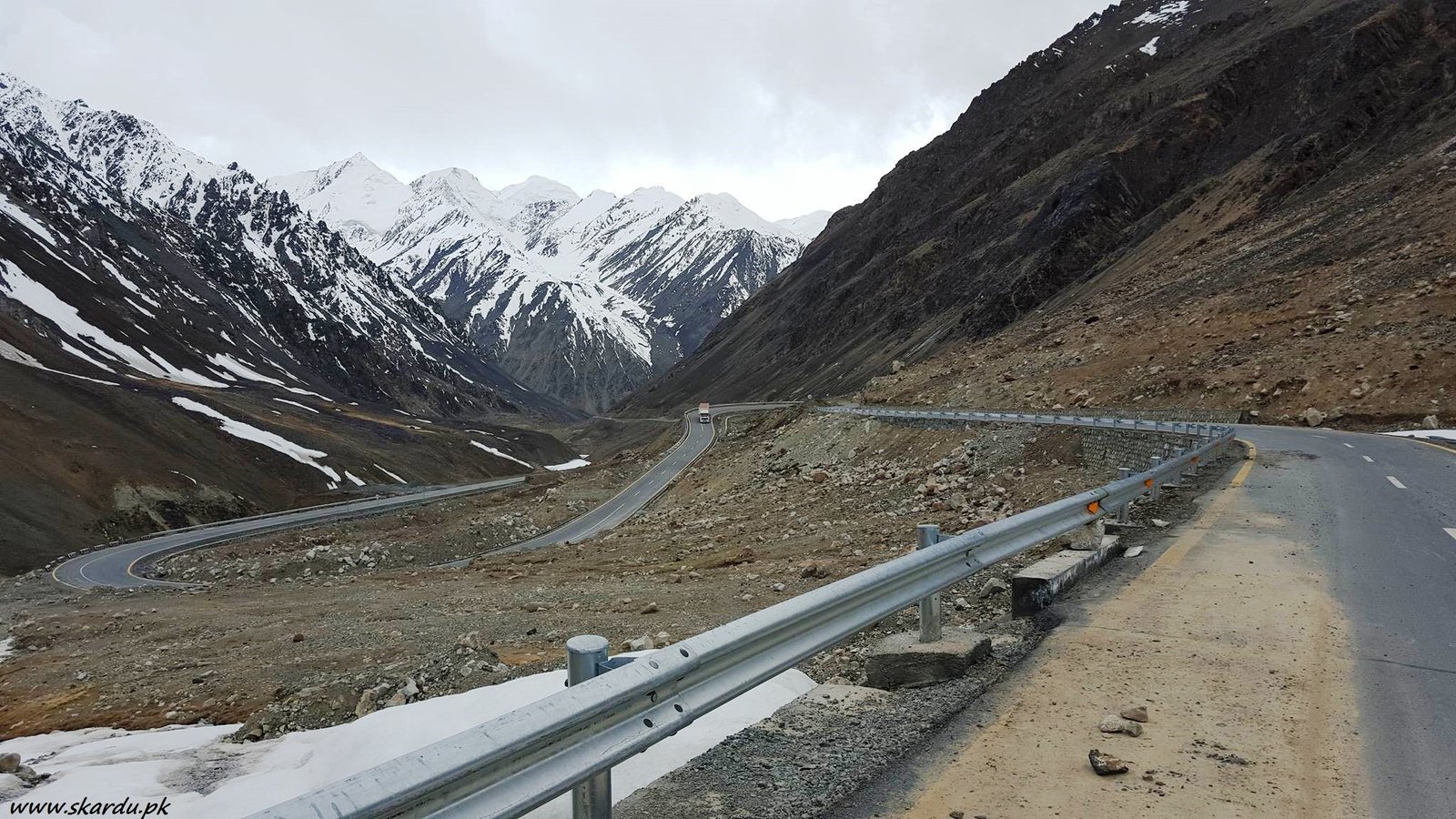 Karakoram Highway Khunjarab