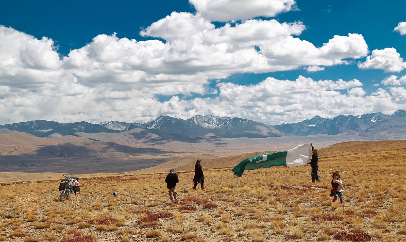 Tourist in Deosai